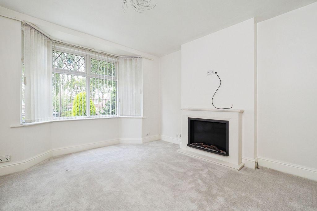 Property photo 3 of 28 Pbox-Img.Jpg