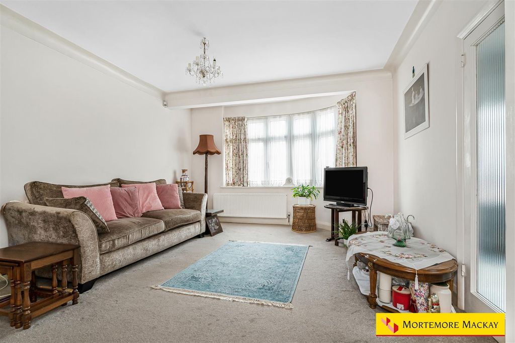 Property photo 2 of 35 29_68735_Watermarked.Jpg