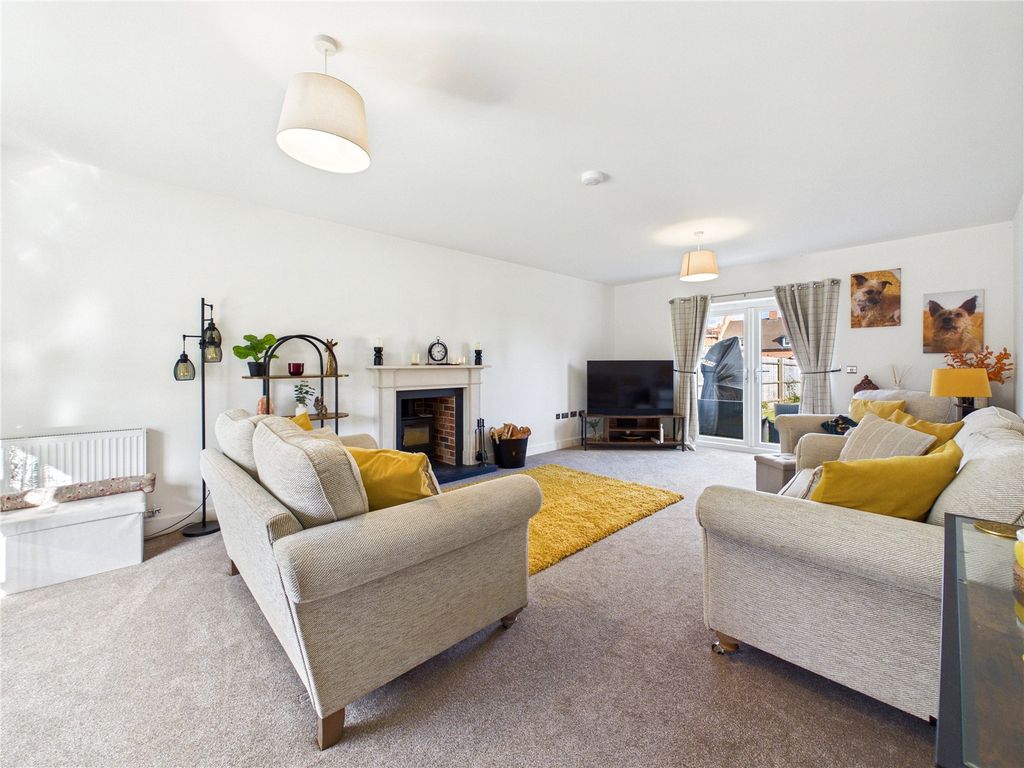 Property photo 2 of 29 Picture No. 08