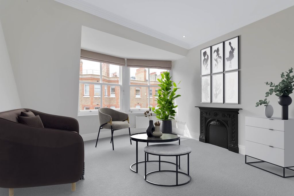Property photo 2 of 8 Cadogan Square