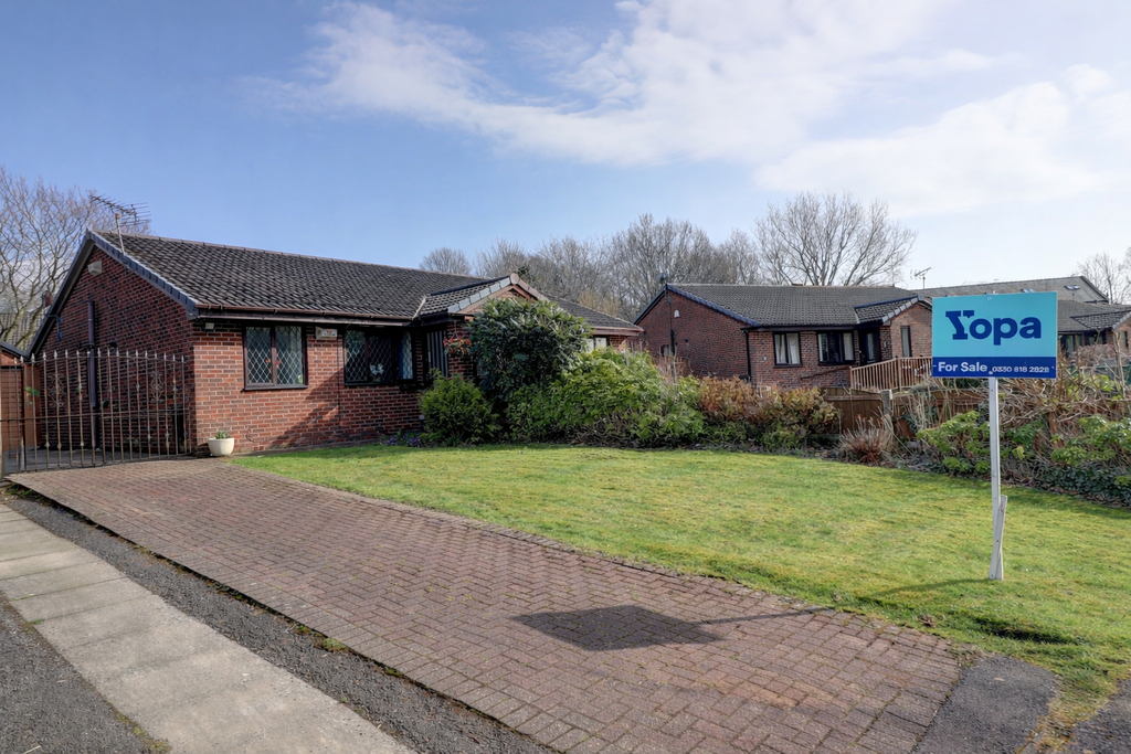 Property photo 1 of 10 Front