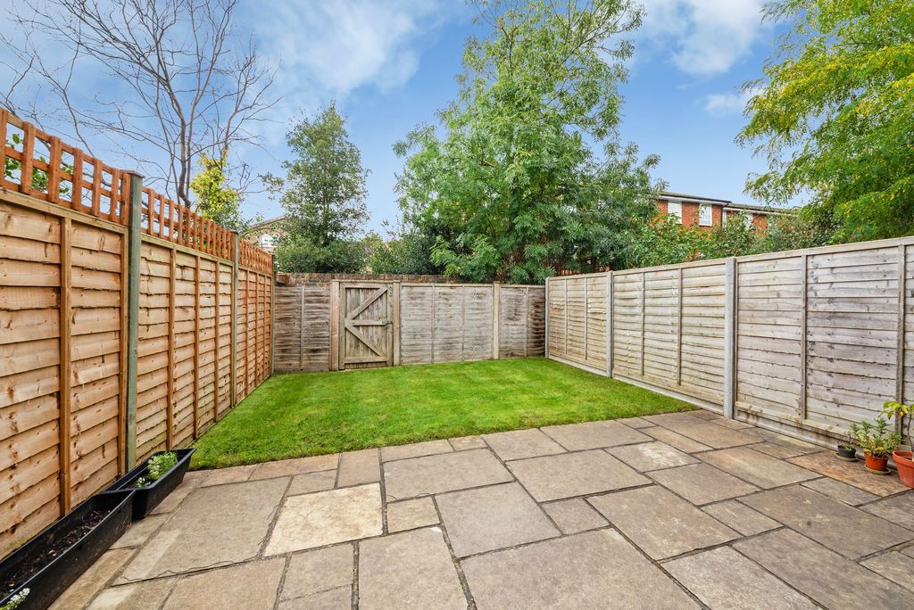 Property photo 2 of 12