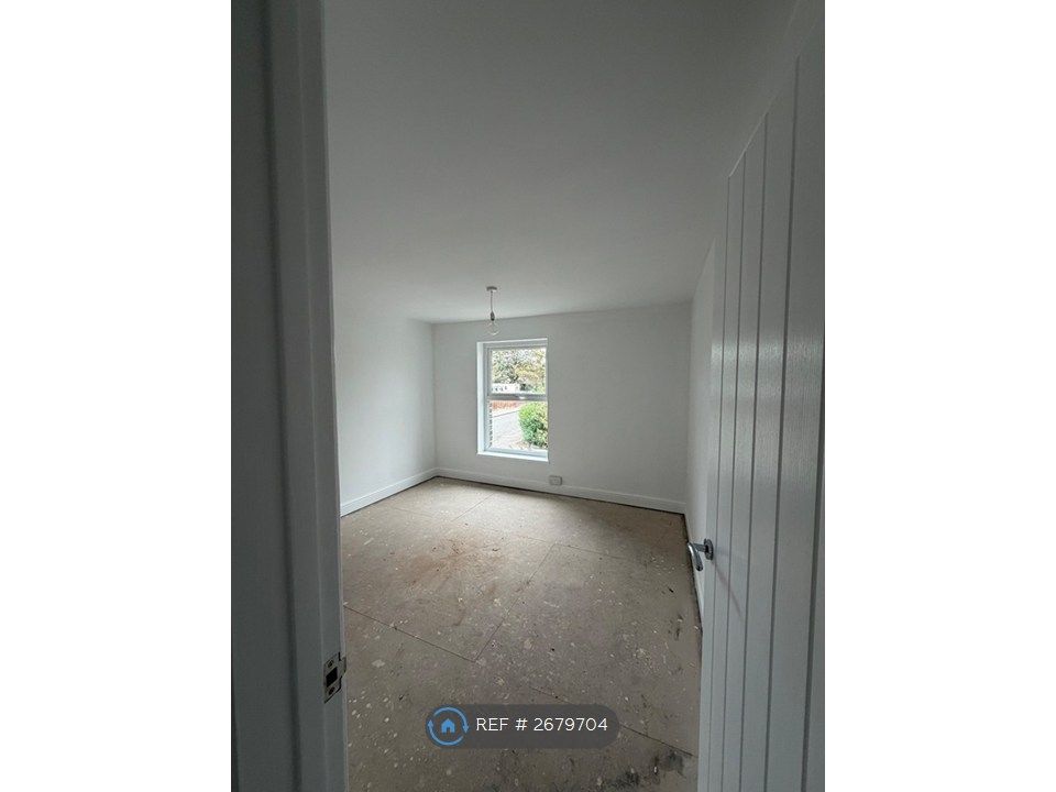 Property photo 1 of 2