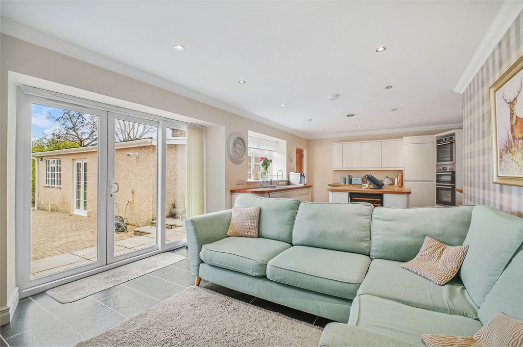 Additional image 8 of 5 bed villa for saleLondon Road, Kilmarnock KA3