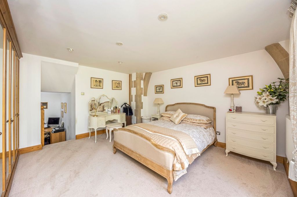 Additional image 9 of 3 bed flat for saleBolnore Road, Chapel Heights Bolnore Road RH16