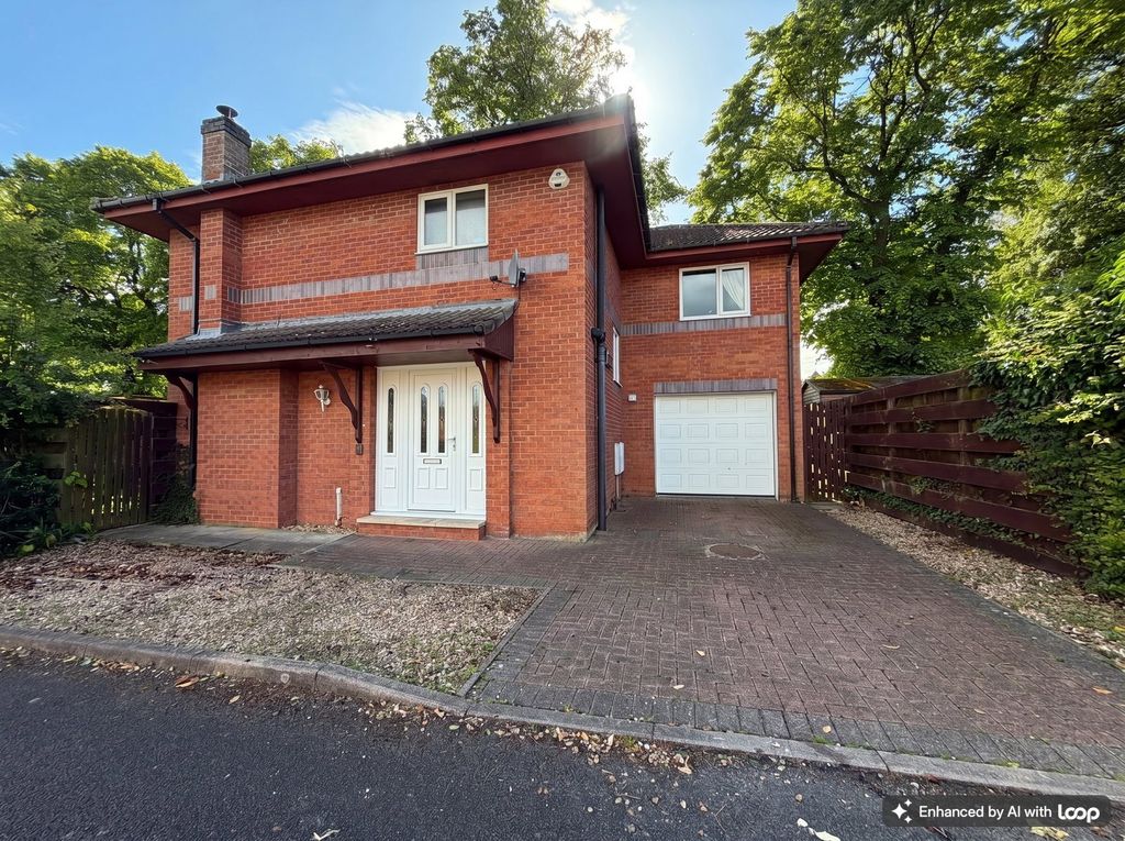 Property photo 1 of 32