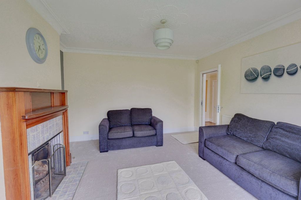 Property photo 3 of 14 Picture No. 53