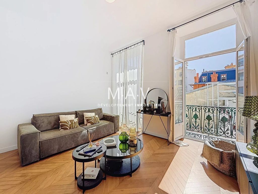 Property photo 1 of 18 Nice/Marechal Foch 2-Room Apartment, Renovated, Balcony, Sold With Tenant In Place