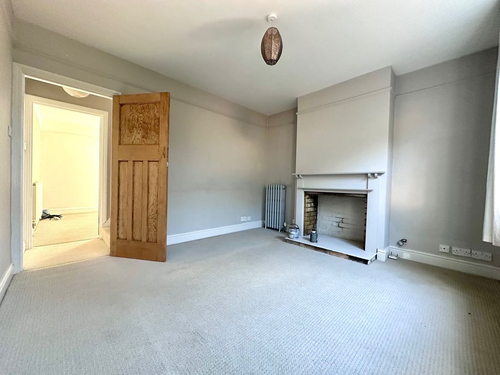 Property photo 3 of 8 View