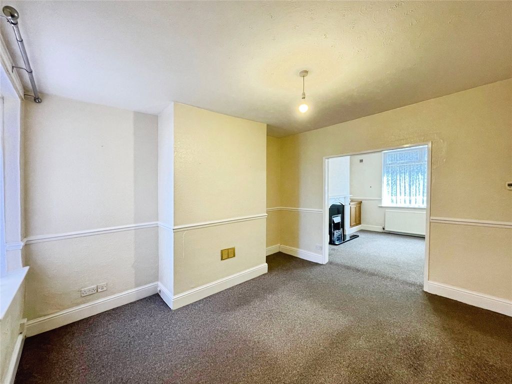 Property photo 3 of 20 Picture No. 22