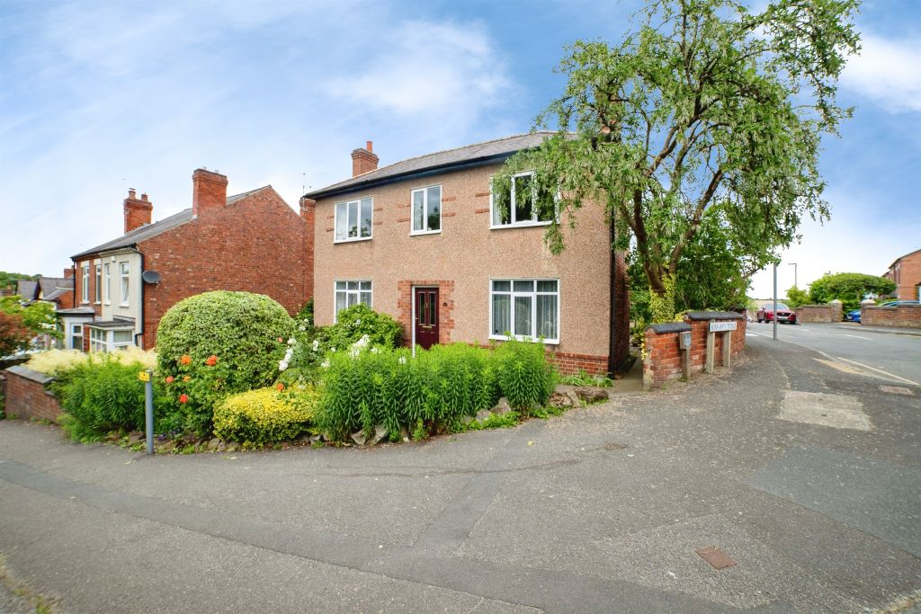 Property photo 2 of 33
