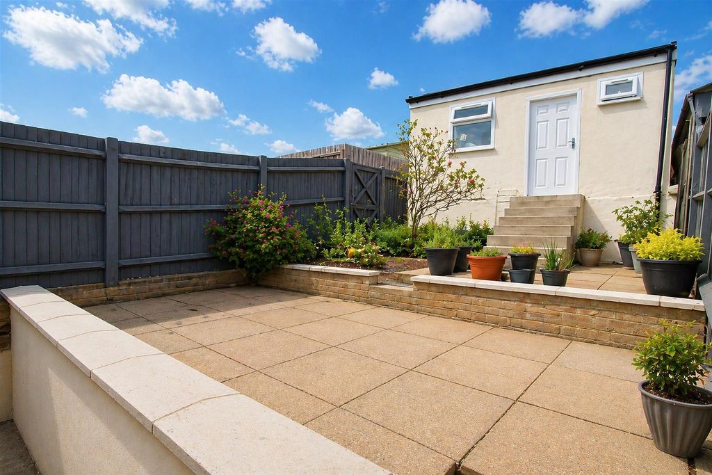 Property photo 3 of 14 Aebd151F-Fe99-4Cee-9F1E-Bce4701d3A11.Png