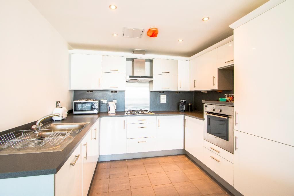 Property photo 2 of 8 Reception/Kitchen