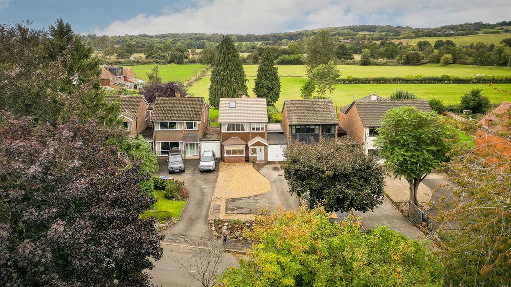 Property photo 1 of 33