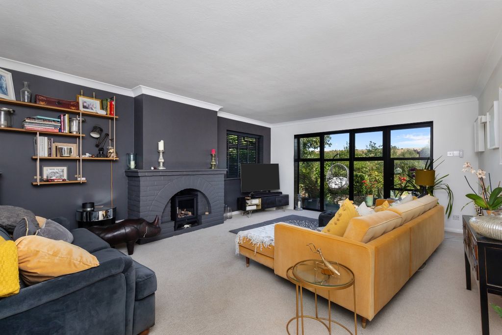 Property photo 3 of 34 5260034