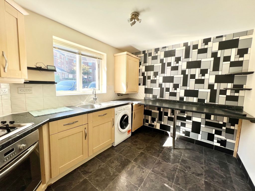 Property photo 1 of 5
