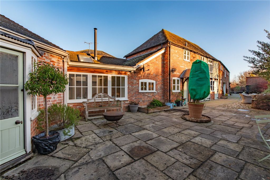 Additional image 14 of 5 bed terraced house for saleBridge Street, Hungerford, Berkshire RG17