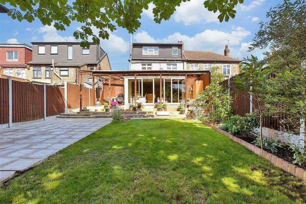 Property photo 1 of 17 Rear Garden