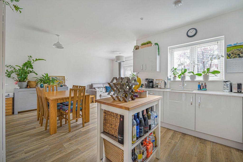 Property photo 3 of 41 Picture No. 19