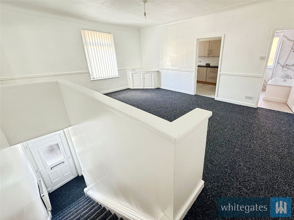 Property photo 3 of 10 Picture No. 02