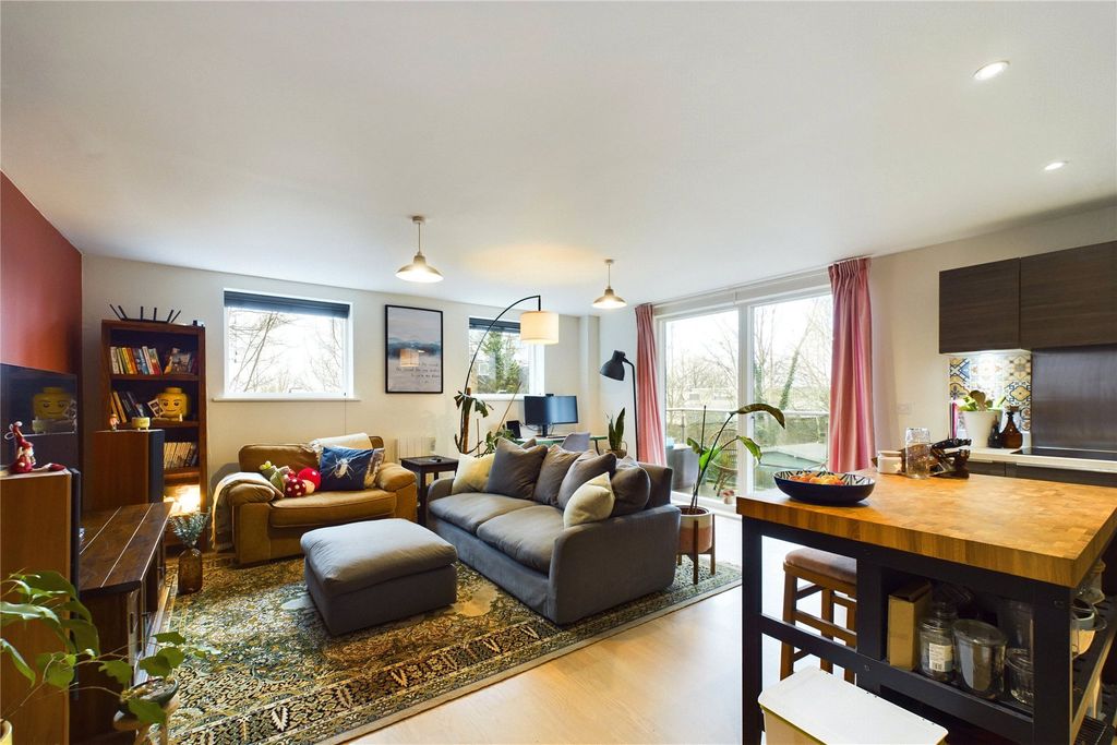 Property photo 2 of 10 Picture No. 03