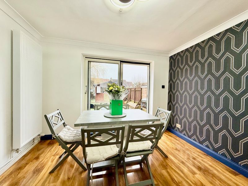 Property photo 3 of 16 Photo 16