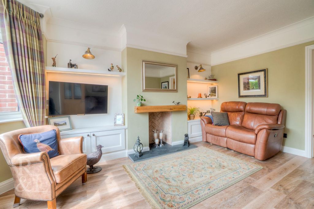 Property photo 3 of 34 Ashley Crescent  (27).Jpg