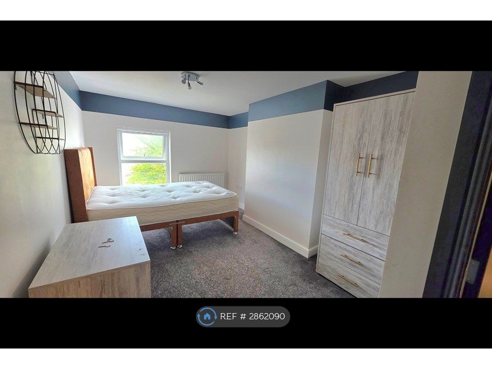 Property photo 3 of 3