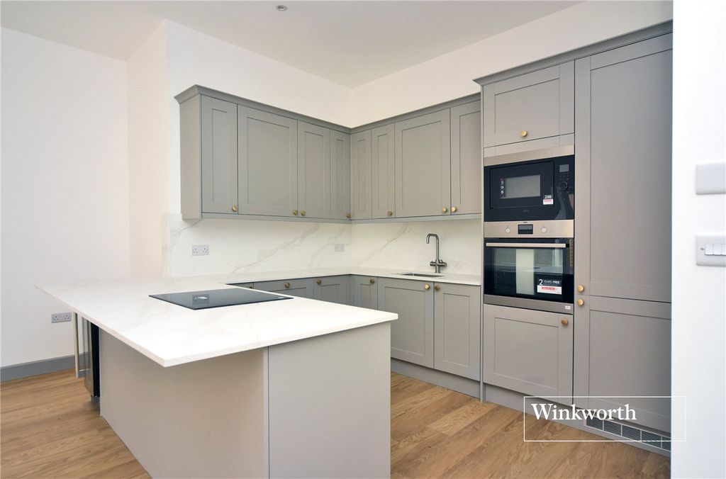 Property photo 1 of 18 Picture No. 24