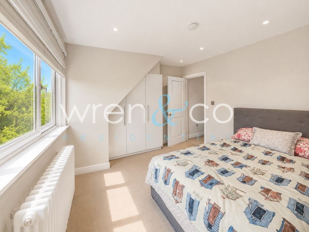 Property photo 3 of 15 Gallery