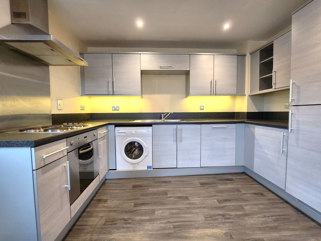 Property photo 2 of 16 Photo 03