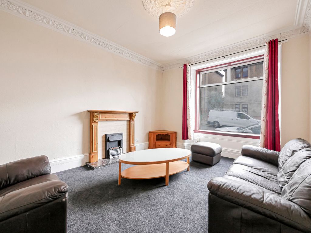 Property photo 3 of 13 Lounge-1