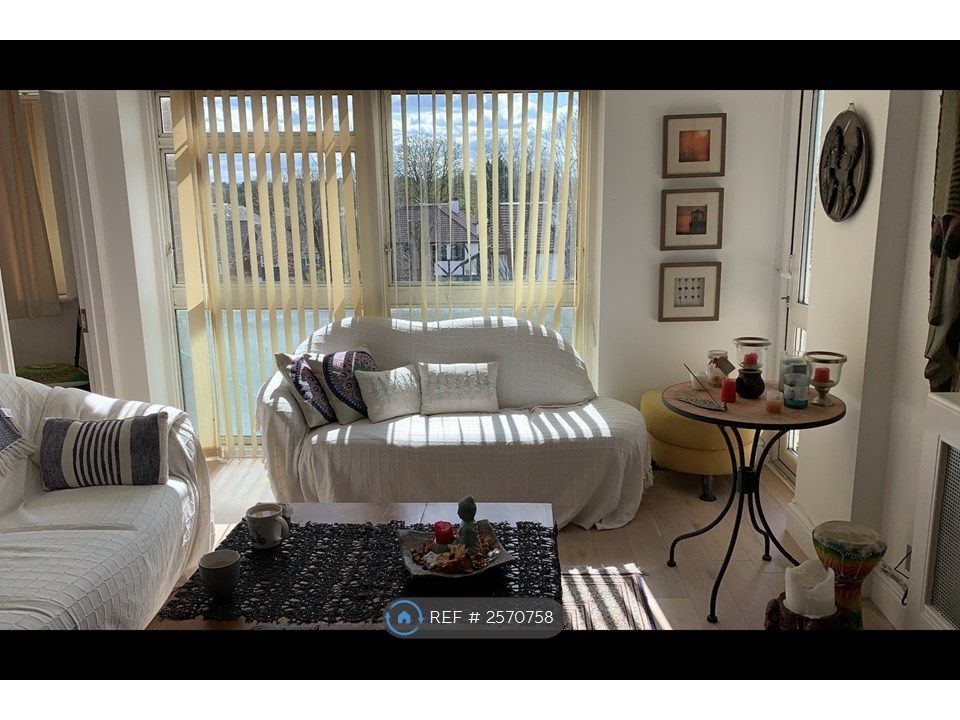 Property photo 1 of 25