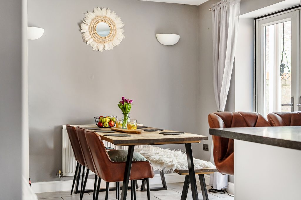 Property photo 3 of 24 1434176-2-69Ca9A31E0F16