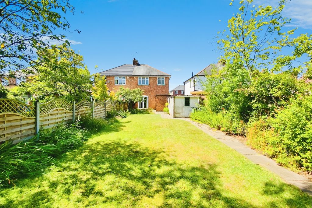 Property photo 2 of 25