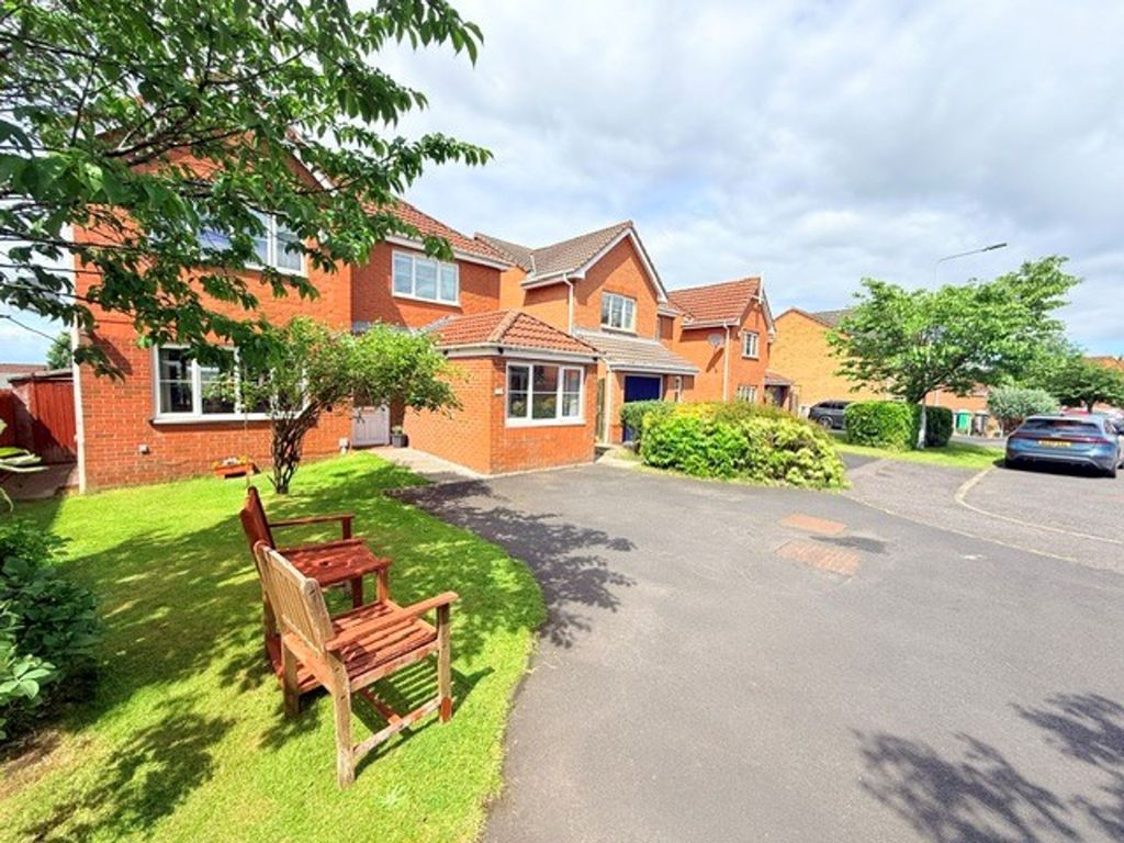 Property photo 2 of 43