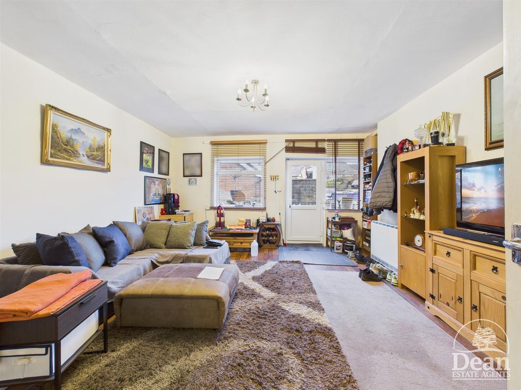 Property photo 2 of 15