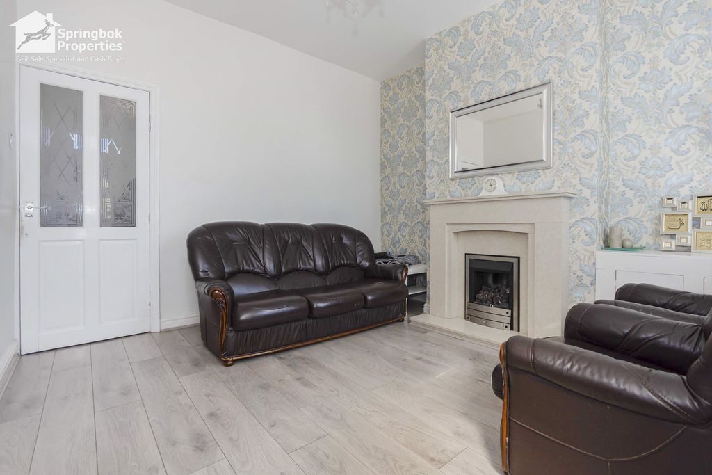 Property photo 3 of 17 Image 3