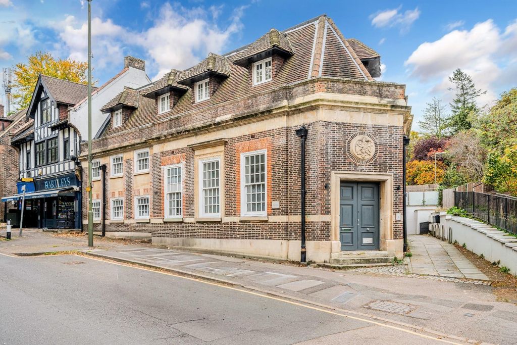 Property photo 1 of 14 Eagle House, Flat (3).Jpg