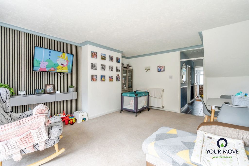 Property photo 3 of 14 Pbox-Img.Jpg