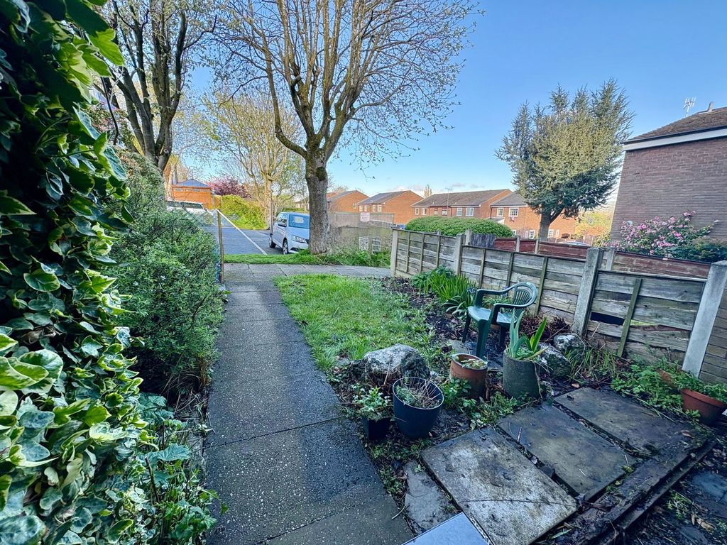 Property photo 2 of 15