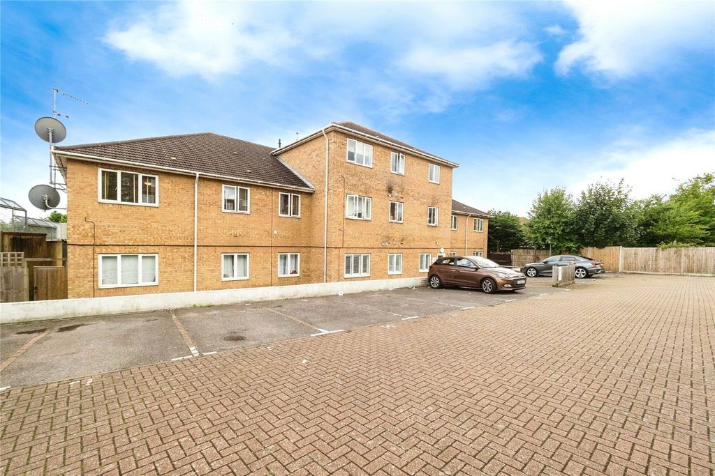 Property photo 1 of 11 Picture No. 01