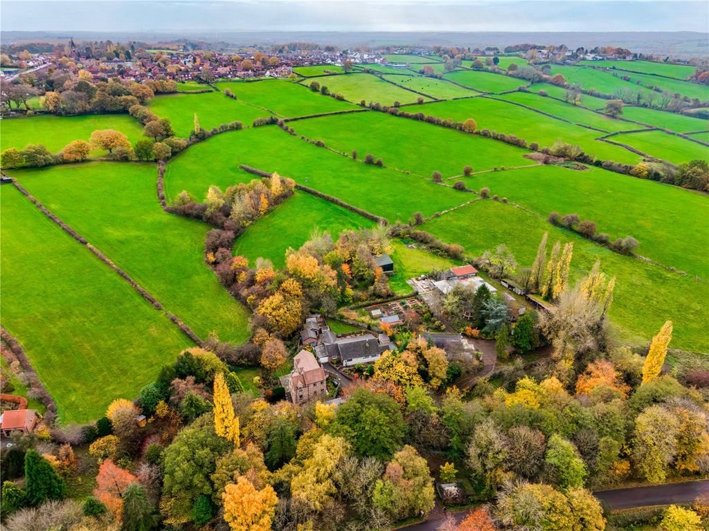 Property photo 2 of 39 Picture No. 31