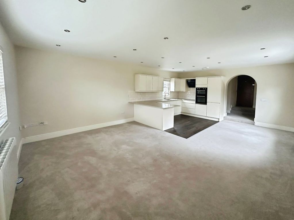 Property photo 3 of 10 Image 3