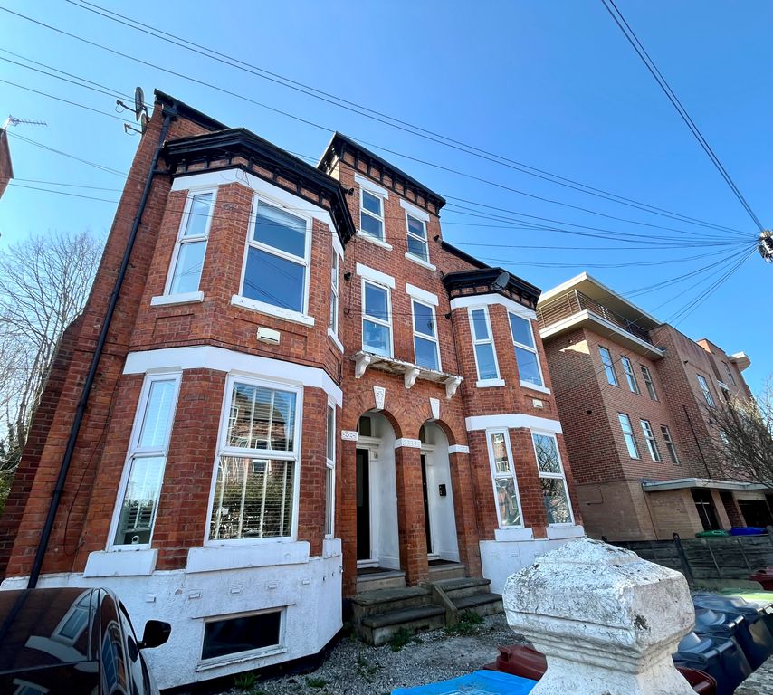 Property photo 1 of 8