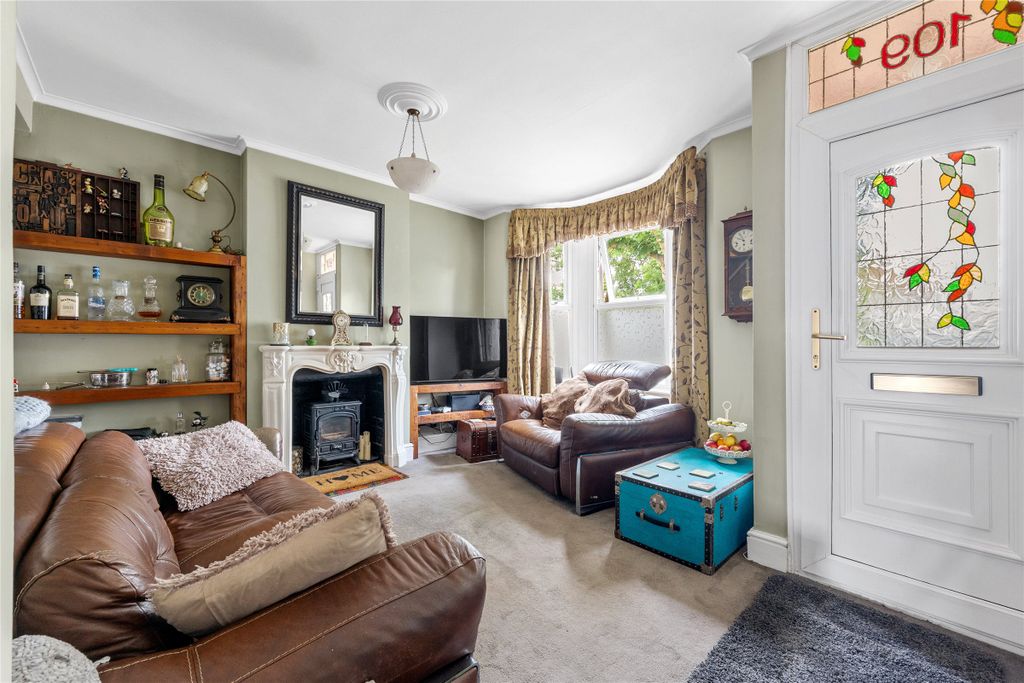 Property photo 3 of 14 Picture No. 05