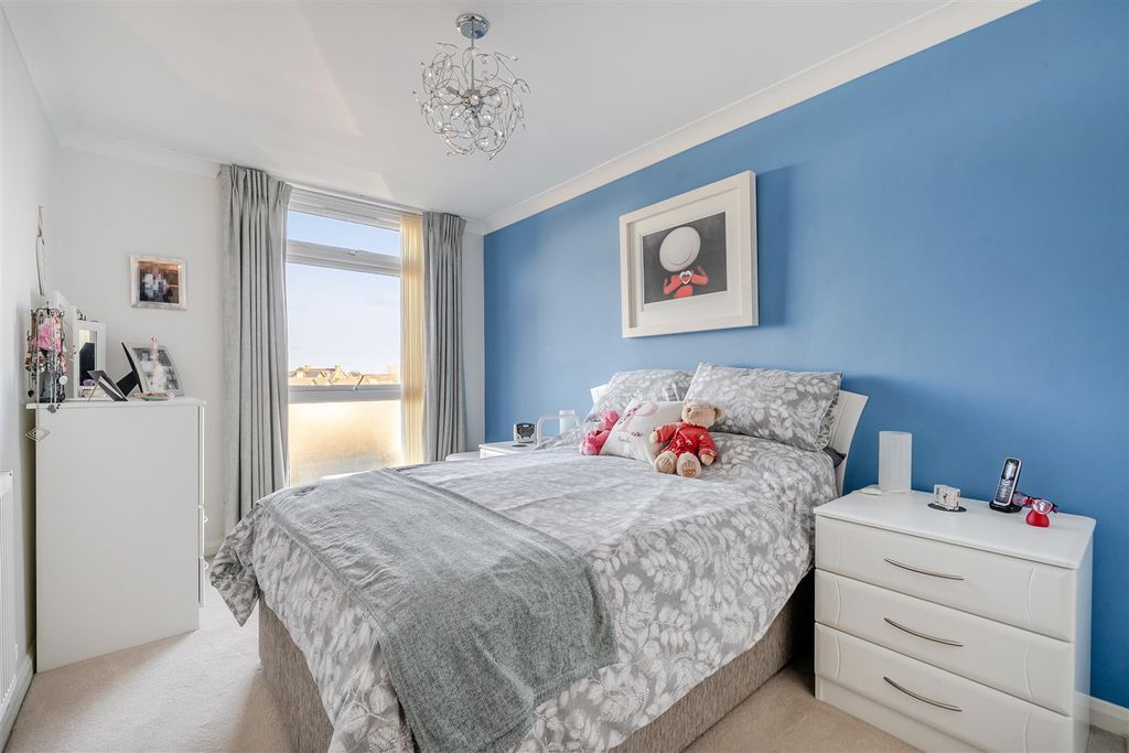 Property photo 3 of 17 1381217-5-691B2cd4c16cc.Jpg