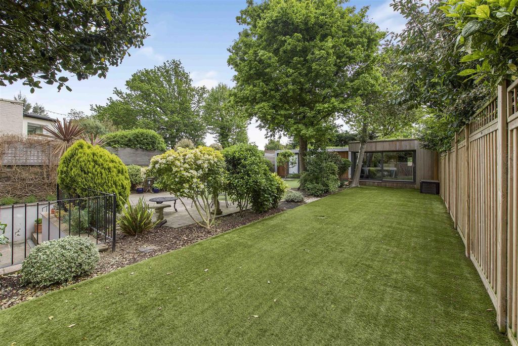 Property photo 2 of 14 Property Photo