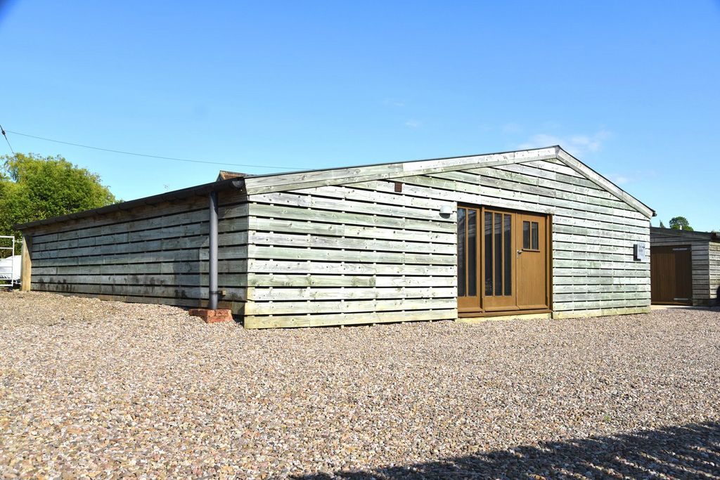 Property photo 1 of 9 Picture No. 06