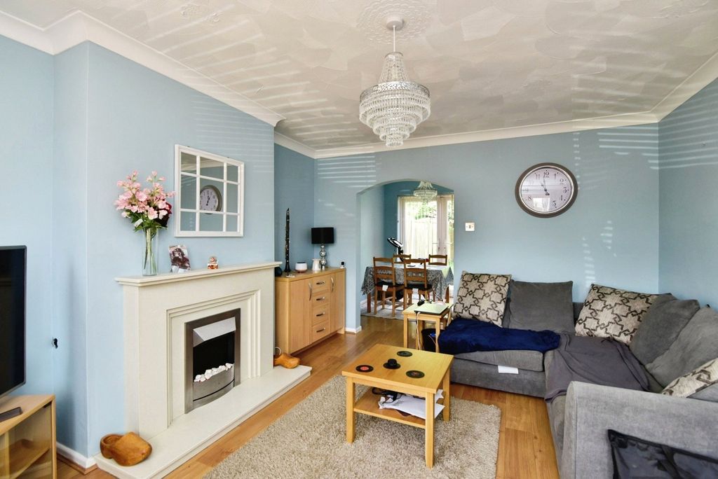 Property photo 2 of 14 Pbox-Img.Jpg